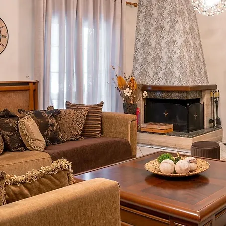 Laurel Heights Апартаменты