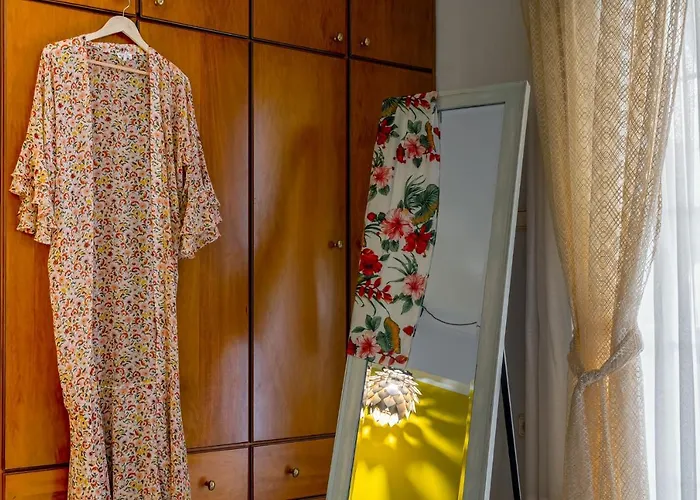 Laurel Heights Hriszí Aktí Haniá