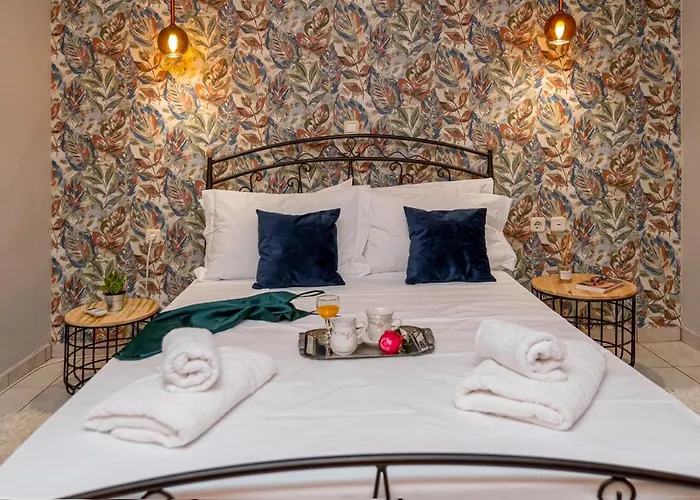 Апартаменти Laurel Heights *