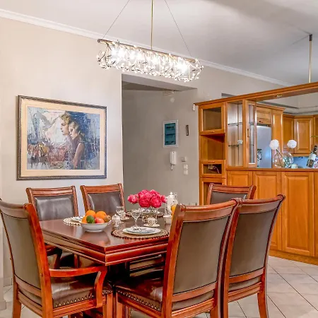 Apartamento Laurel Heights