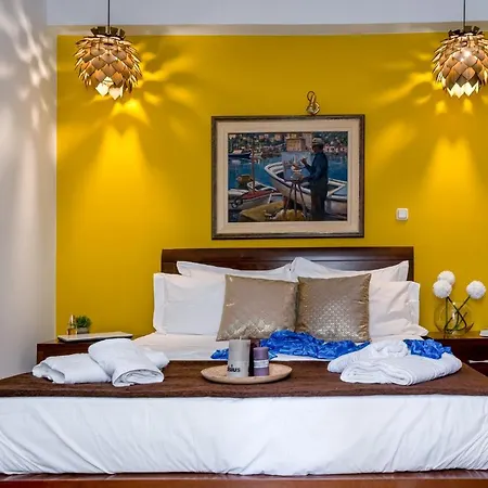 Laurel Heights Apartamento