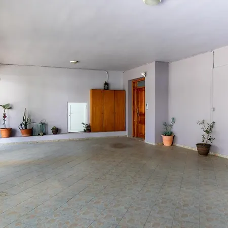 Laurel Heights Ханья