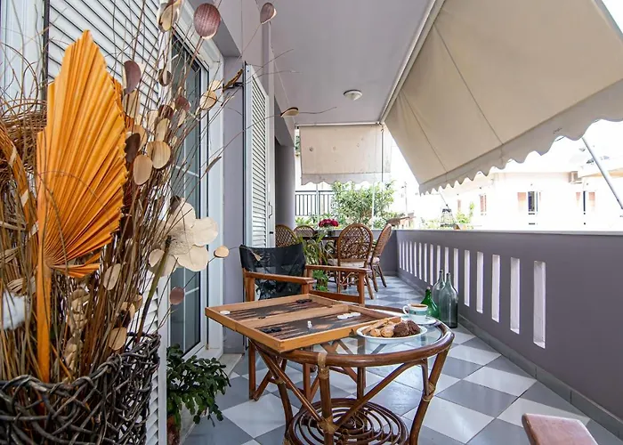 Апартаменты Laurel Heights *